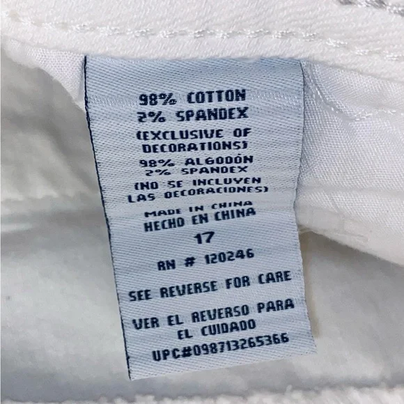 NWT Wallflower White Crop Jeans with Rhinestone Pockets - Sz 17 - Picture 10 of 11